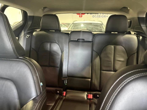 Volvo XC40 1.5 T5 Twin Recharge R-Design Auto