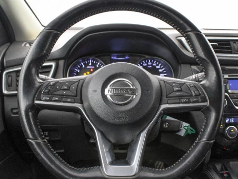 Nissan Qashqai 1.2 DIG-T VISIA 115 5P