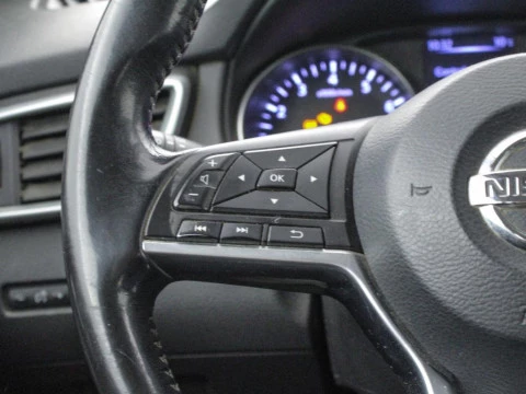 Nissan Qashqai 1.2 DIG-T VISIA 115 5P