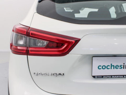 Nissan Qashqai 1.2 DIG-T VISIA 115 5P