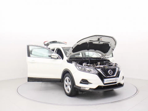 Nissan Qashqai 1.2 DIG-T VISIA 115 5P