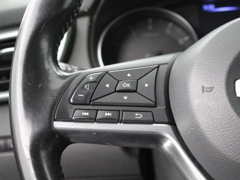 Nissan Qashqai 1.2 DIG-T VISIA 115 5P