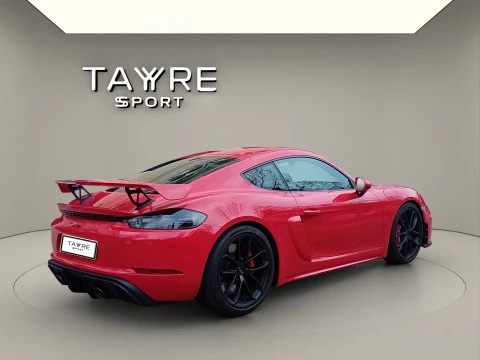 Porsche 718 Cayman GT4