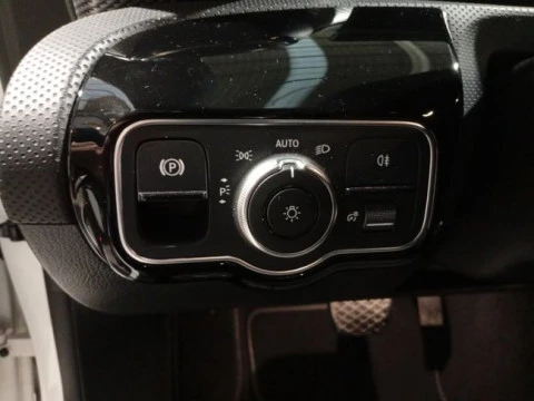 Mercedes-Benz CLA CLA 250 e