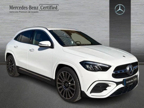 Mercedes-Benz GLA  200 d