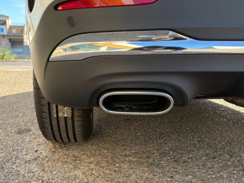 Mercedes-Benz GLA  200 d
