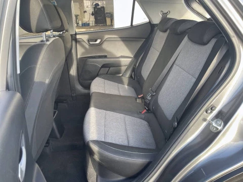 Kia Stonic 1.2 DPi 62kW (84CV) Concept