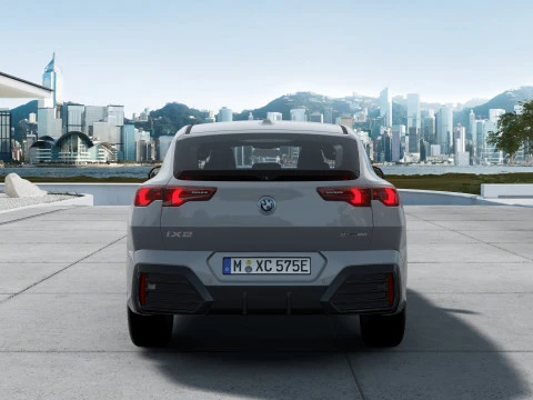 BMW iX2 eDrive20