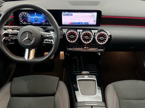 Mercedes-Benz Clase A 200 d Compacto