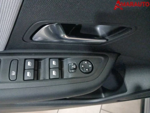 Citroën C4  Hybrid 145 ë-DCS6 Max