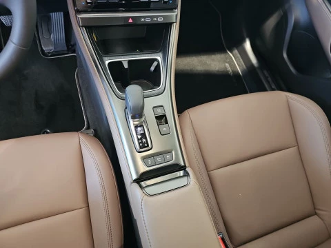 Lexus LBX 1.5 136cv HEV Elegant+