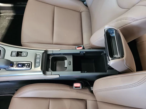 Lexus LBX 1.5 136cv HEV Elegant+