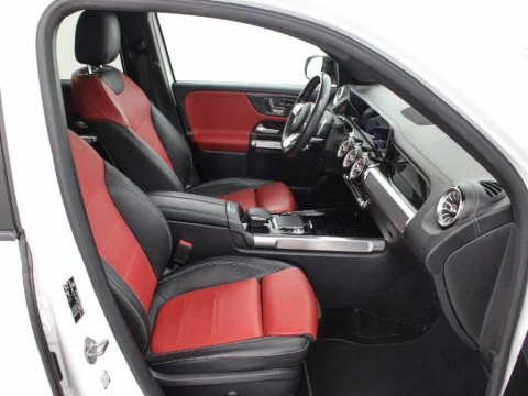 Mercedes-Benz GLB 200D 4MATIC