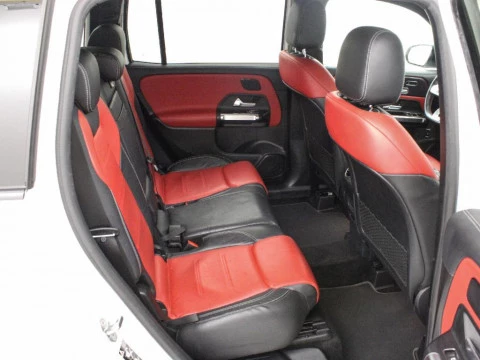 Mercedes-Benz GLB 200D 4MATIC