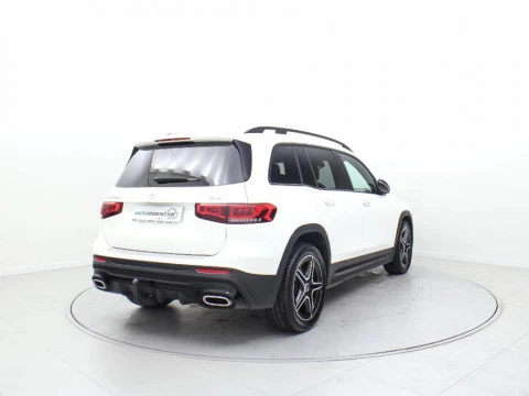 Mercedes-Benz GLB 200D 4MATIC