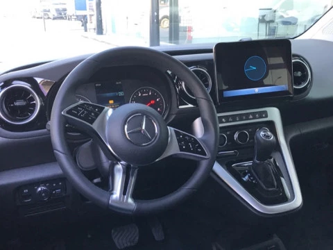 Mercedes-Benz Clase T  180 d PROGRESSIVE Medio