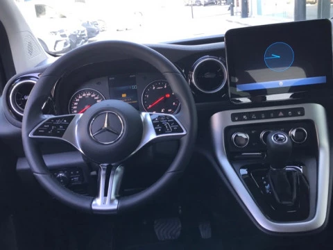 Mercedes-Benz Clase T  180 d PROGRESSIVE Medio