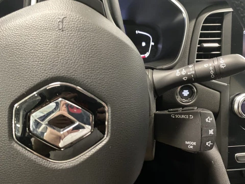 Renault Megane   1.3 TCe GPF Equilibre 103kW