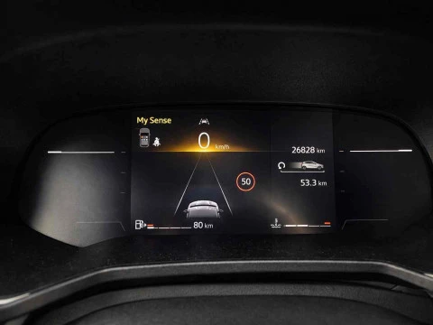 Cuadro de instrumentos con indicación de kilómetros recorridos del Renault CLIO Techno TCE de 90 CV.