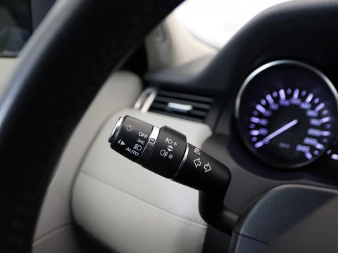 Land Rover RANGE ROVER EVOQUE R EVOQUE 2.2L SD4 150BHP 4WD PURE TECH 5P