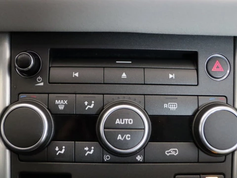 Land Rover RANGE ROVER EVOQUE R EVOQUE 2.2L SD4 150BHP 4WD PURE TECH 5P