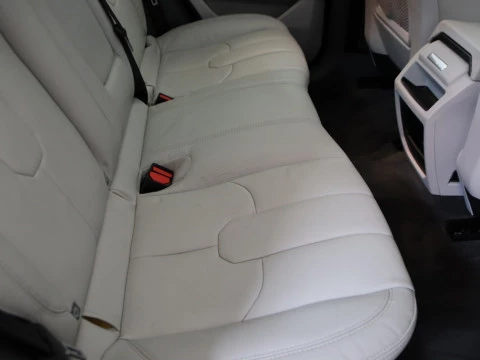 Land Rover RANGE ROVER EVOQUE R EVOQUE 2.2L SD4 150BHP 4WD PURE TECH 5P