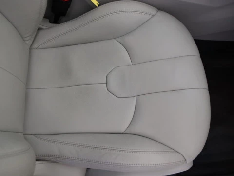 Land Rover RANGE ROVER EVOQUE R EVOQUE 2.2L SD4 150BHP 4WD PURE TECH 5P