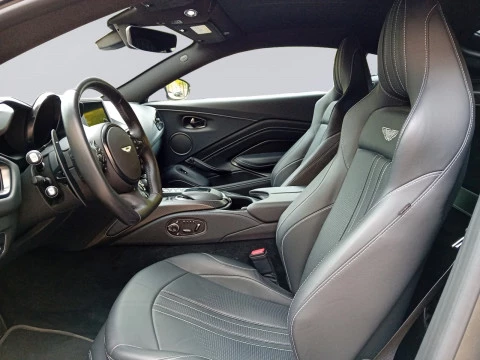 Aston Martin Vantage 4.0 V8