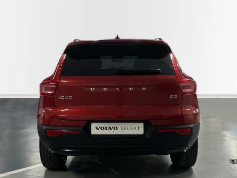 Volvo XC40 XC40 Plus, B3 Mild Hybrid, Gasolina, Dark