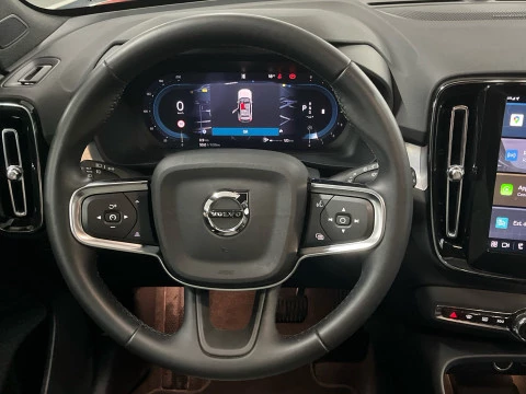 Volvo XC40 XC40 Plus, B3 Mild Hybrid, Gasolina, Dark