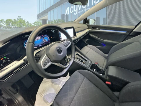 Volkswagen Golf Life 1.0 eTSI 81kW (110CV) DSG