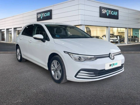 Volkswagen Golf Life 1.0 eTSI 81kW (110CV) DSG