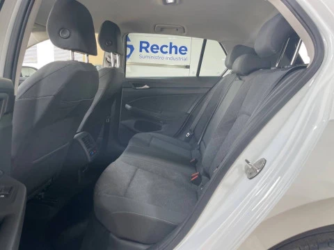 Volkswagen Golf Life 1.0 eTSI 81kW (110CV) DSG