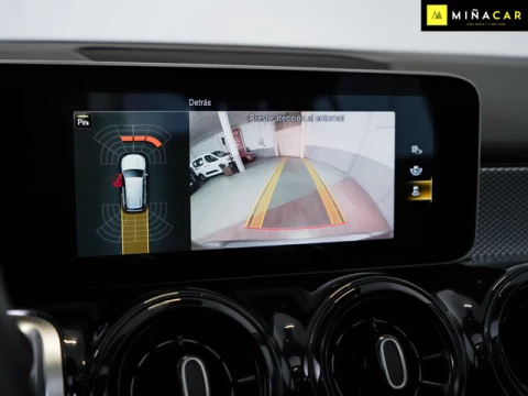 Mercedes-Benz GLB 200 120 kW (163 CV)