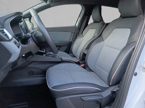 Renault Clio Techno E-Tech full hybrid 145 (103kw)