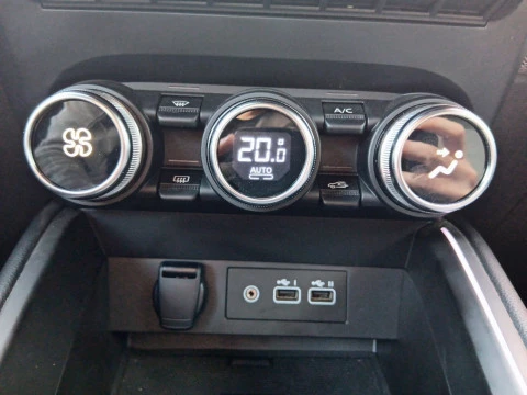 Renault Clio Techno E-Tech full hybrid 145 (103kw)