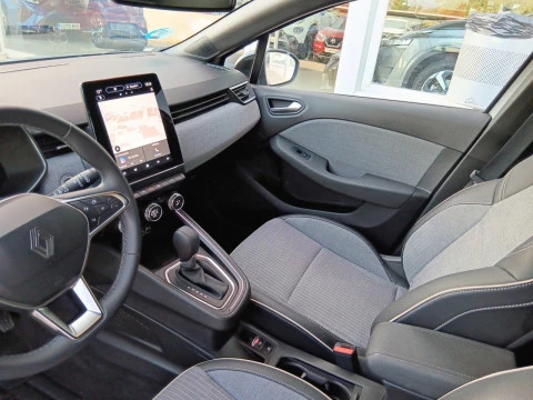 Renault Clio Techno E-Tech full hybrid 145 (103kw)