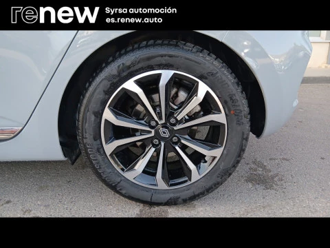 Renault Clio Techno E-Tech full hybrid 145 (103kw)