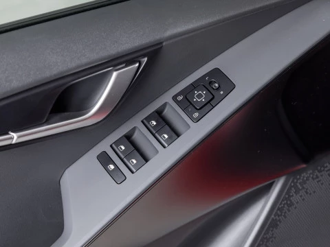 Kia Niro 1.6 GDi HEV 95kW (129CV) Concept