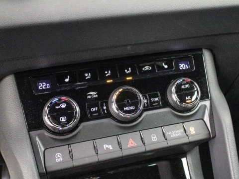 Skoda Karoq 1.5 TSI SPORTLINE DSG 150CV 5P