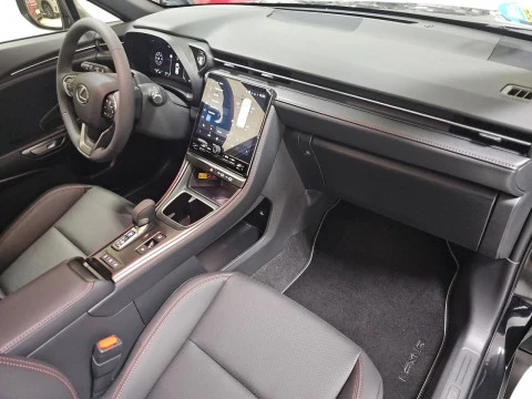 Lexus LBX 1.5 136cv HEV Elegant+ Black