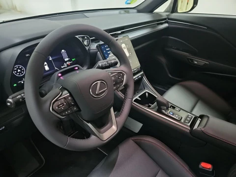 Lexus LBX 1.5 136cv HEV Elegant+ Black