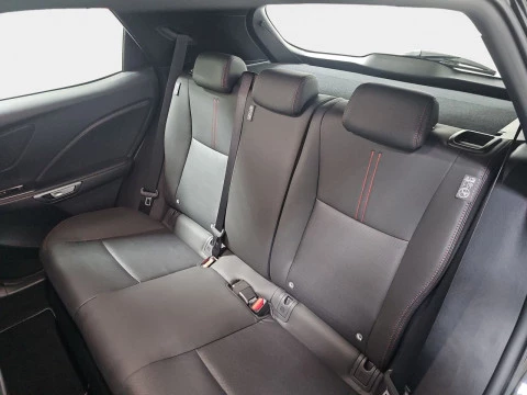 Lexus LBX 1.5 136cv HEV Elegant+ Black