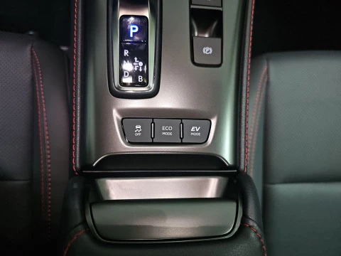 Lexus LBX 1.5 136cv HEV Elegant+ Black