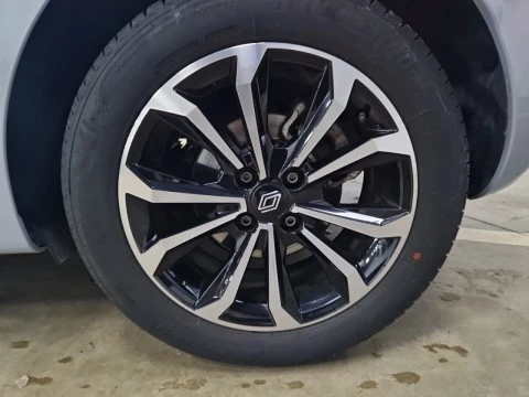 Renault Clio techno Eco-G 100cv (74kW)