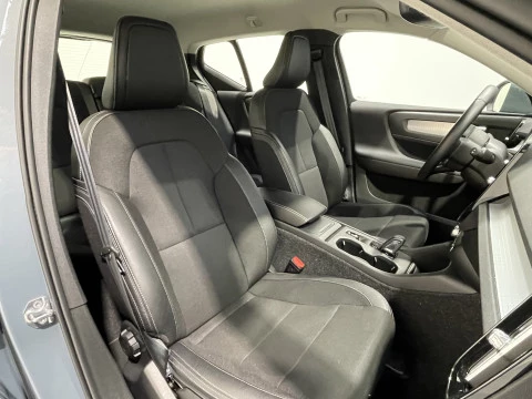 Volvo XC40 2.0 D3 Business Plus Auto
