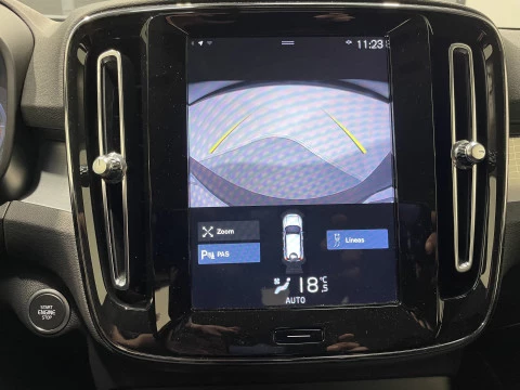 Volvo XC40 2.0 D3 Business Plus Auto