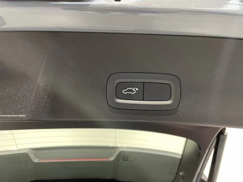 Volvo XC40 2.0 D3 Business Plus Auto