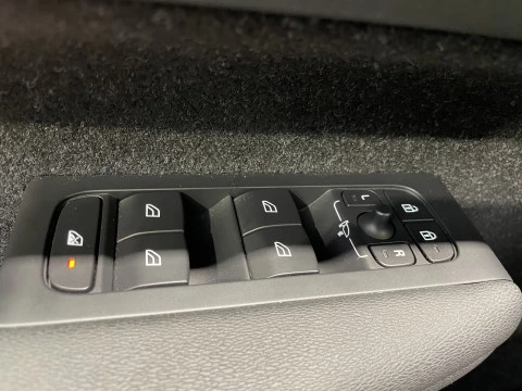 Volvo XC40 2.0 D3 Business Plus Auto