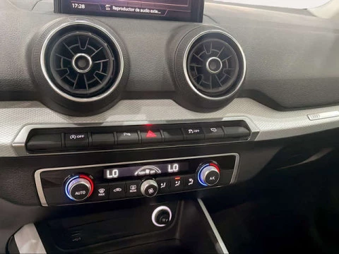 Audi Q2 design 30 TFSI 85 kW (116 CV)